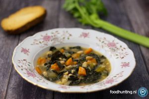 Toscaanse Soep Met Cavolo Nero En Witte Bonen Foodhunting Italia