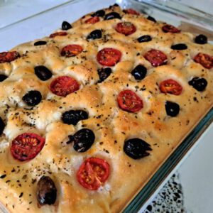 Zelfgemaakte focaccia